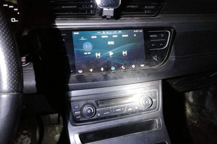 Used Geely Auto Emgrand 2018 1.5L Manual Upward Connect Edition
