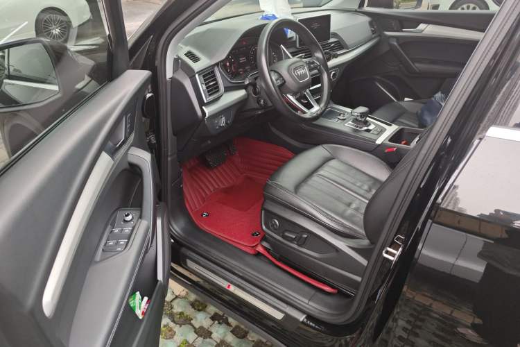 Used Audi Q5L 2020 Updated 40 TFSI Prestige Fashion Edition
