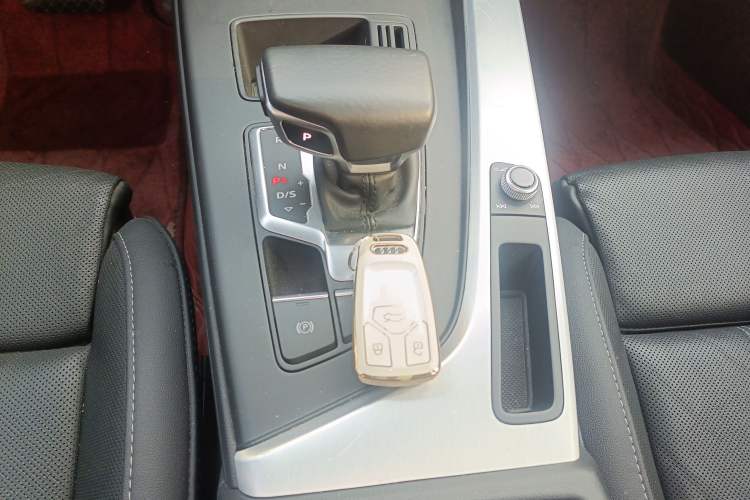 Used Audi A4L 2020 40 TFSI quattro Luxury Dynamic Model