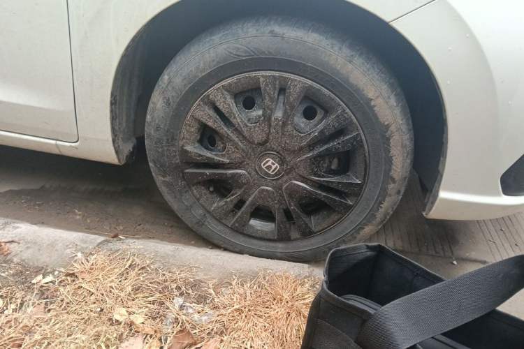 Used Honda Fit 2021 1.5L CVT Trendy Edition Right Front Wheel Hub