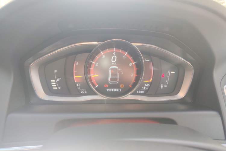 Used Volvo XC60 2017 T5 AWD Smart Range Edition
