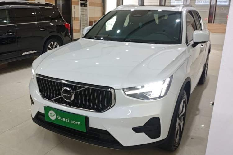 Used Volvo XC40 2023 B3 Zhiyuan Luxury Edition