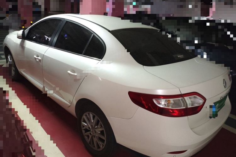 Used Renault Fluence 2013 2.0L Fashion Edition
