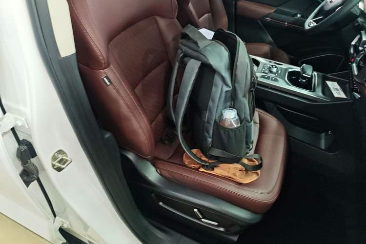 Used Geely Auto Haoyue 2022 1.8TD DCT Flagship 7-Seater
