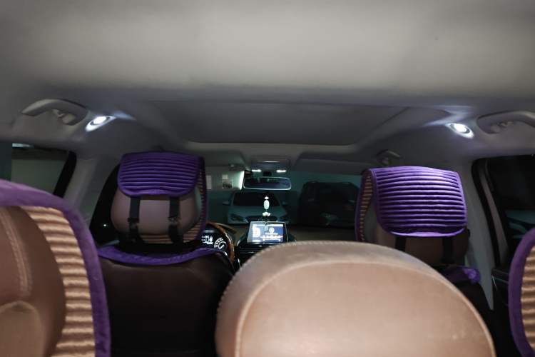 Used BORGWARD BX5 2017 20TGDI Automatic Two-Wheel Drive Pioneer Edition Headliner