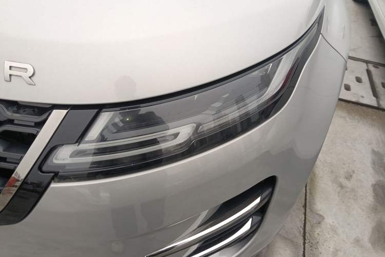 Used Land Rover Range Evoque 2021 Range Rover Velar L 249PS R-Dynamic First Edition Left Front Headlight