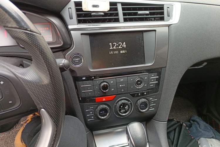 Used DS 6 2016 1.6T Luxury Edition THP160
