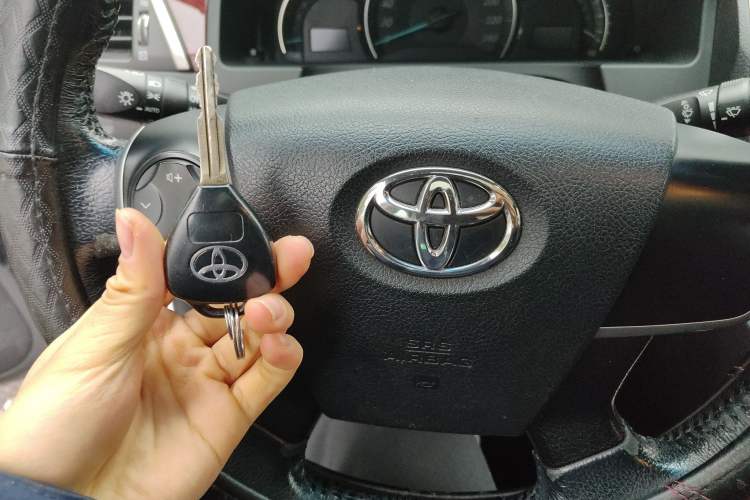 Used Toyota Camry 2013 2.0G Comfort Edition