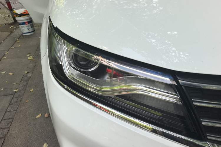 Used Roewe RX5 2018 20T Two-Wheel Drive Automatic Flagship Edition
