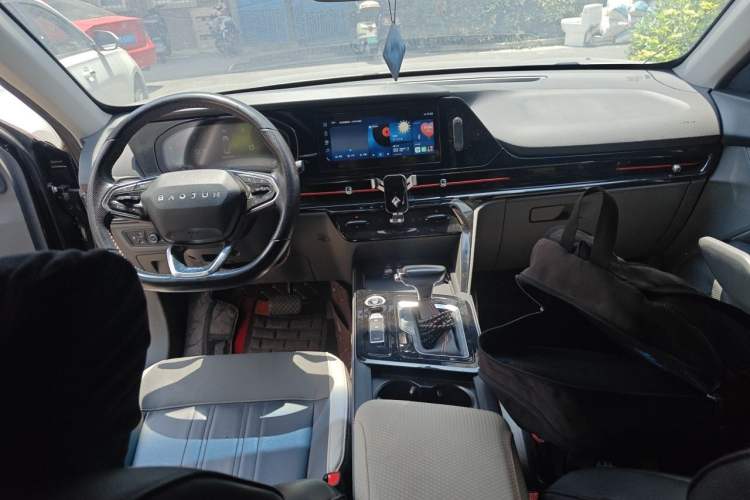 Used Baojun RC-6 2019 1.5T CVT 24-Hour Online Luxury Edition
