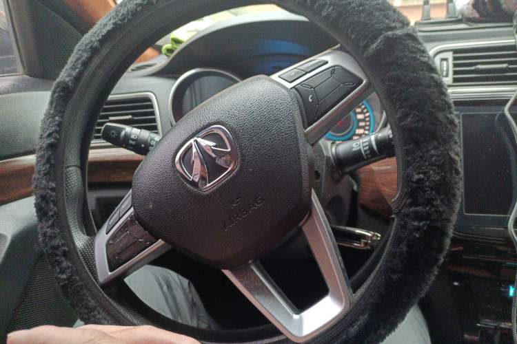 Used BAIC Weiwang S50 2016 1.5T Manual Joyful Elite Edition Steering Wheel