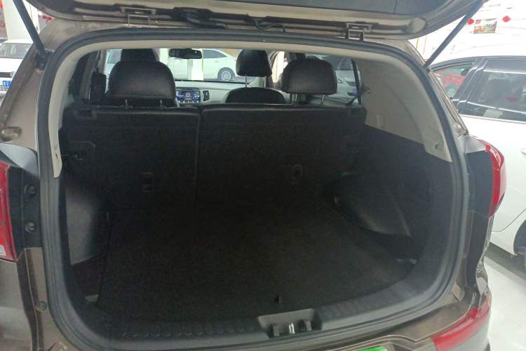 Used Kia Sportage R 2016 2.0L Automatic Two-Wheel Drive GLS Trim
