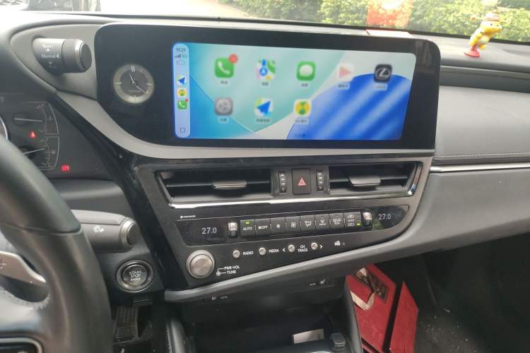 Used Lexus ES 2022 200 Excellence Edition Audio And AC Panel