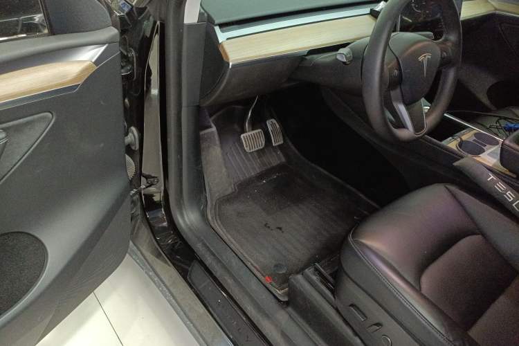 Used Tesla Model Y 2021 Revised Version 2 Long-Range All-Wheel-Drive Edition Driver Seat