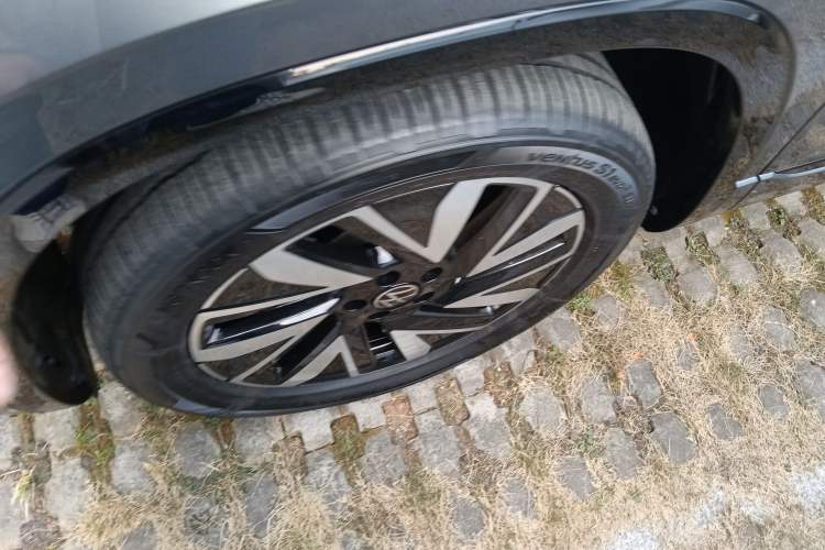 Used Volkswagen Tayron 2023 Revised Version 380TSI All-Wheel Drive R-Line High-Energy Edition
