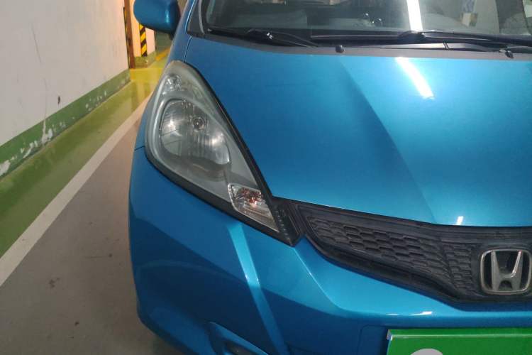 Used Honda Fit 2011 1.3L manual Comfort version
