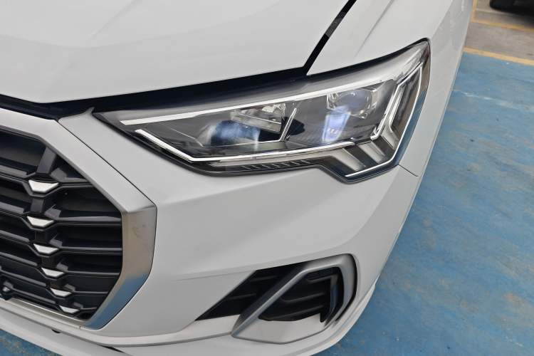 Used Audi Q3 2021 35 TFSI Fashion Dynamic Model
