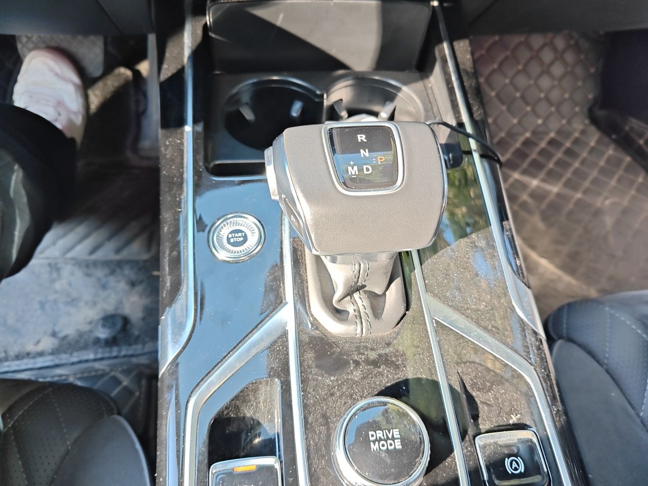 Hongqi HS5 2022 Revised Version 2.0T Smart Connect Flagship Edition — снимка 14