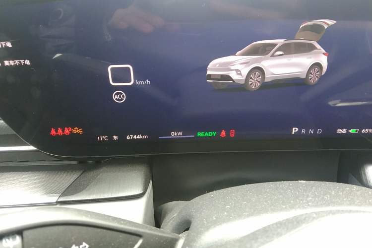 Used Buick E5 2025 Model 620KM Prestige Edition Odometer Close Up