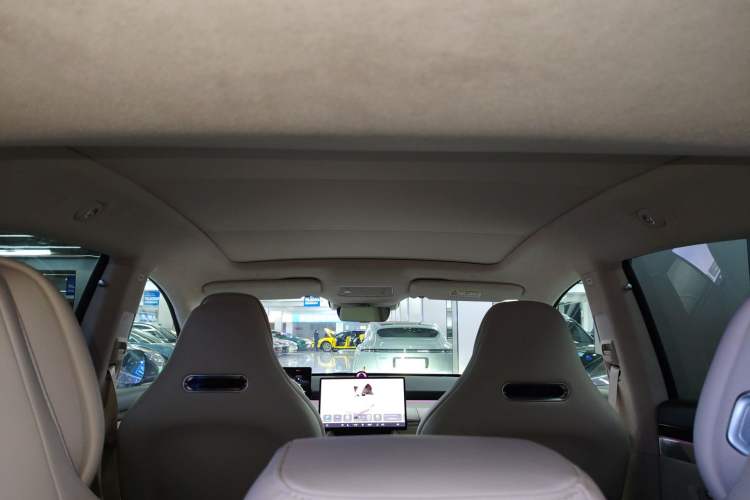 Used Hima Luxeed R7 2025 Extended-Range 331km Ultra