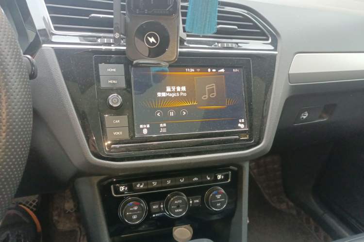 Used Volkswagen Tiguan L 2019 330TSI Automatic Two-Wheel Drive Smart Luxury Version China V Emission Standard
