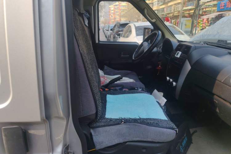 Used Ruichi EC35 2020 EC35 II Standard Edition 38.7 kWh Left Rear Seat