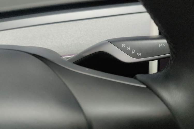 Used Tesla Model Y 2024 Long-Range All-Wheel-Drive Version