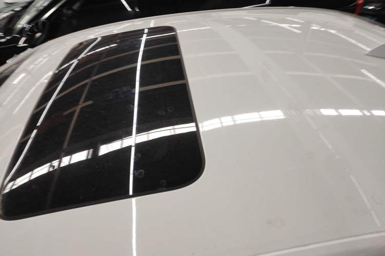 Used Chevrolet Monza 2020 320 Automatic Enjoyment Edition Roof