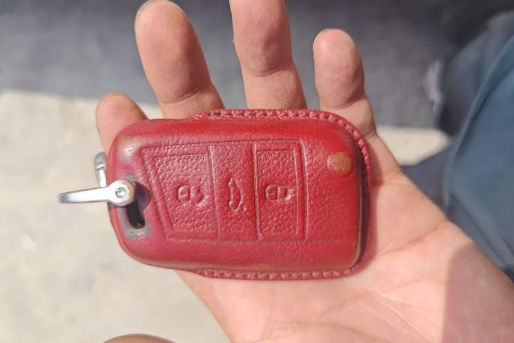 Used Volkswagen Tharu 2022 280TSI Two-Wheel-Drive Luxury Edition