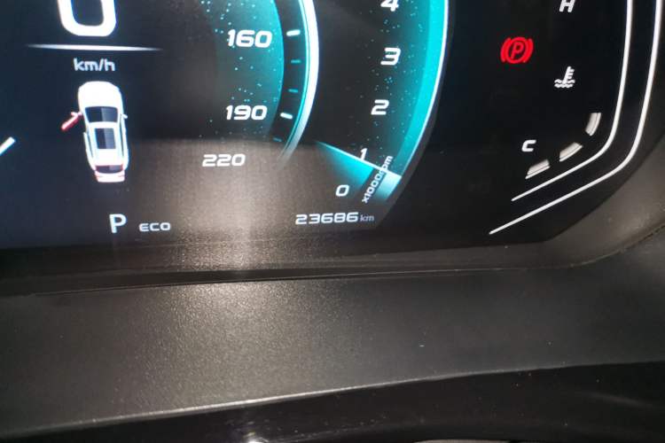 Used CHANGAN OSHAN X5 2021 1.5T DCT Prestige Edition Odometer Close Up