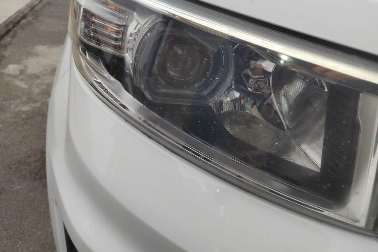 Used CHANGAN OSHAN X70A 2019 1.5L Manual Comfort Model China VI Standard
