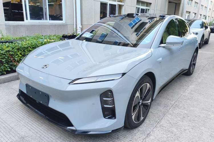 Used Nio ET5 2025 75 kWh