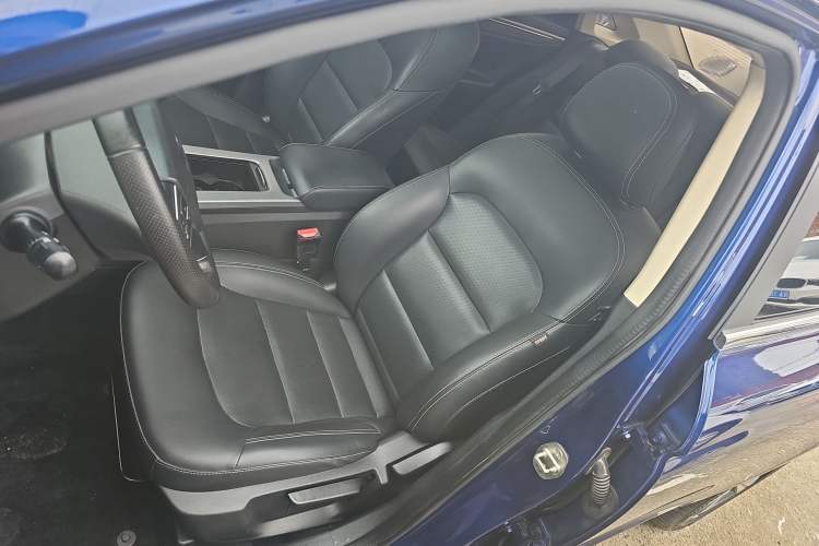 Used Geely Auto Emgrand GL 2018 1.4T DCT Elite Smart Connectivity Version Left Front Seat