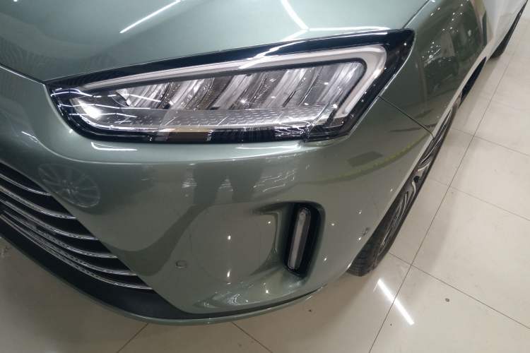 Used Hima AITO M5 2022 Extended-Range Four-Wheel Drive Ultimate Edition Left Front Headlight
