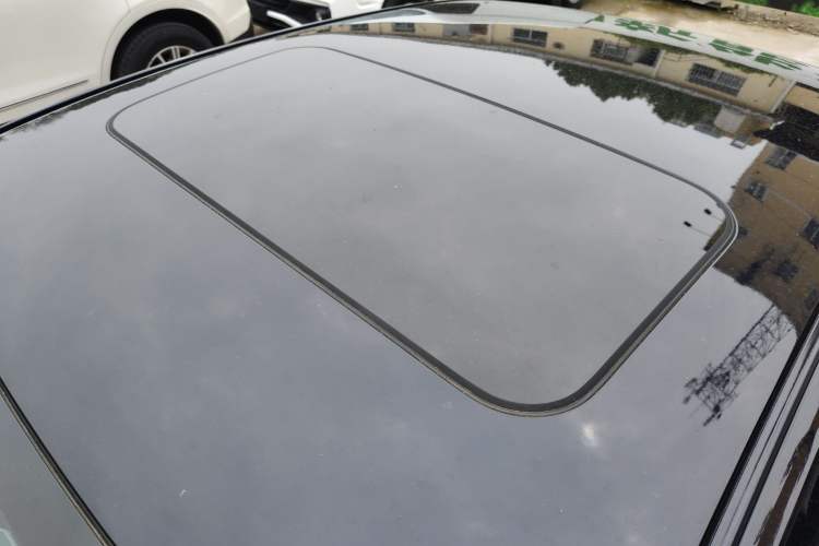 Used Geely Auto Emgrand 2022 4th Generation 1.5L CVT Luxury Model Roof