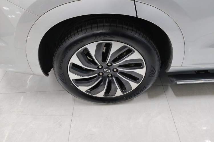 Used Hima AITO M7 2024 1.5T Rear-Drive Plus Version 5 Seats
