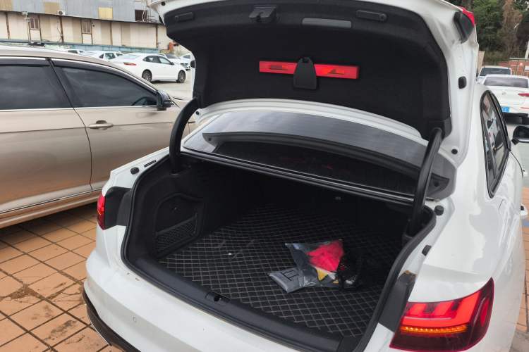 Used Audi A4L 2024 45 TFSI quattro Prestige Dynamic Edition
