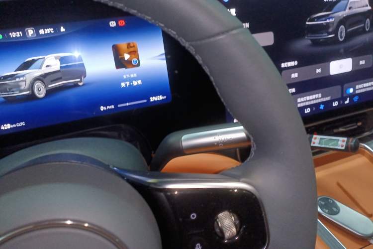 Used Hima AITO M9 2024 Range-Extended Ultra Version 52 kWh 6-Seater Model Gear Lever