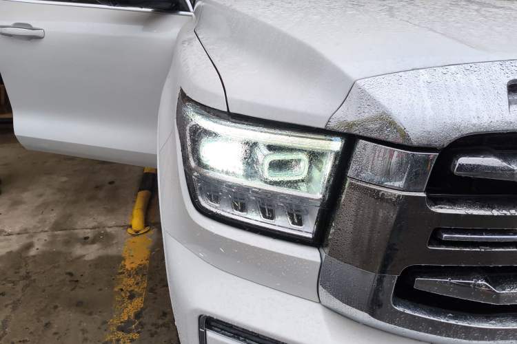 Used Tank 500 New Energy 2025 Hi4-Z Right Front Headlight