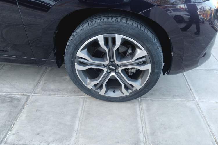 Used Wey VV7 2017 VV7c 2.0T Flagship Model Right Front Wheel Hub