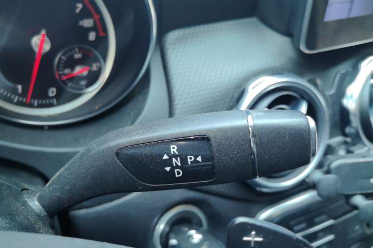 Used Mercedes-Benz GLA 2017 GLA 200 Fashion Model