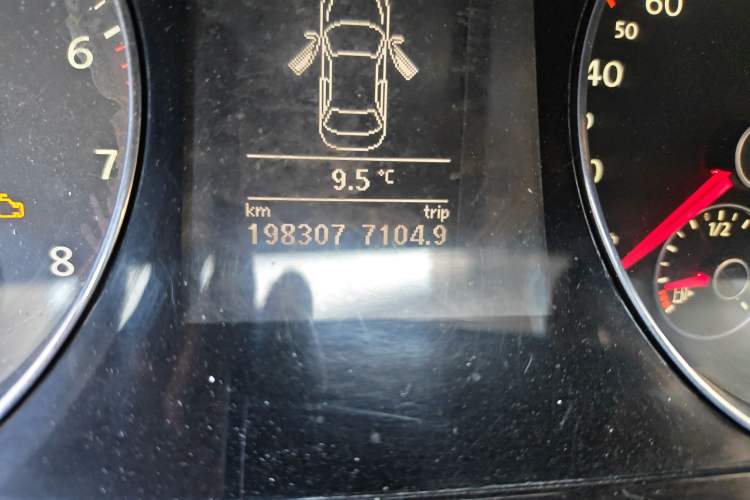 Used Volkswagen Magotan 2012 Facelift 2.0 TSI Prestige Model
