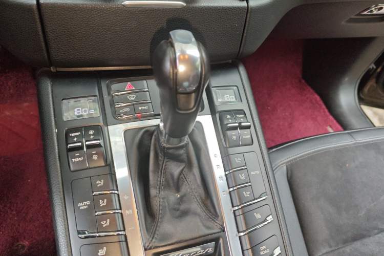 Used Porsche Macan 2016 Macan 2.0T Gear Lever