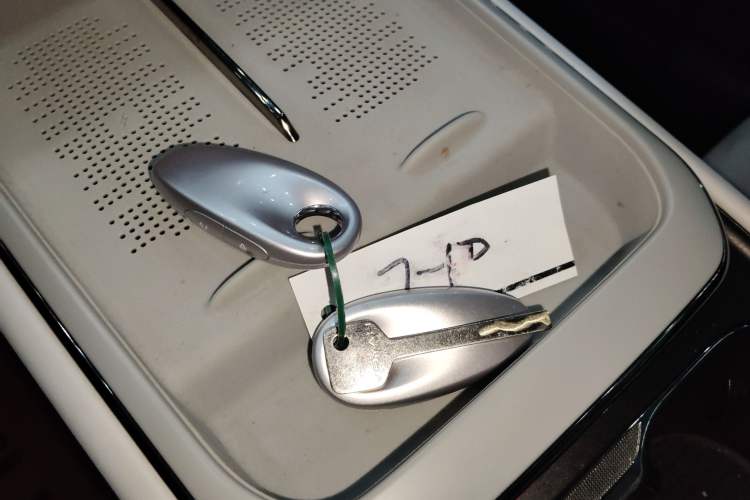 Used VOYAH COURAGE 2024 Ultra-Long Range Smart Enjoyment Version Vehicle Key