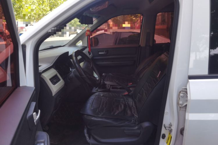 Used Wuling Hongguang PLUS 2019 1.5T Manual Comfort Version 7 Seats
