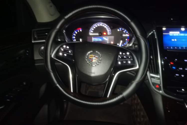 Used Cadillac SRX 2013 3.0L Comfort Model