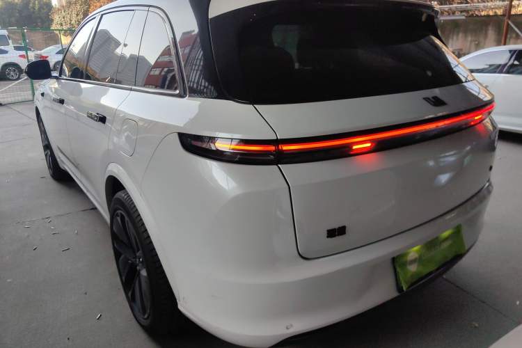 Used Li Auto L7 2023 Air model
