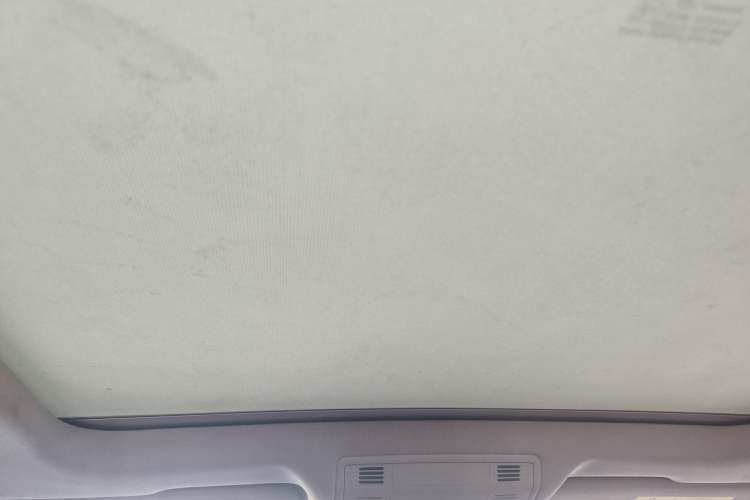 Used Volkswagen Golf Sportsvan 2016 230TSI Automatic Trend Edition Headliner