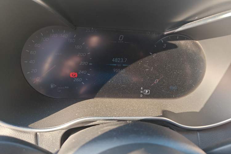 Used Mercedes-Benz C-Class 2021 C 260 L Sport Edition Star Collection Odometer Close Up