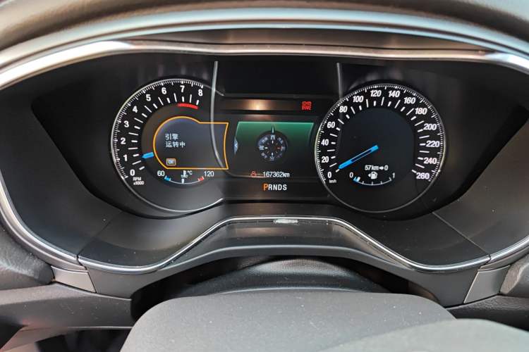 Used Ford Mondeo 2013 2.0L GTDi240 Luxury Sport Model Odometer Close Up